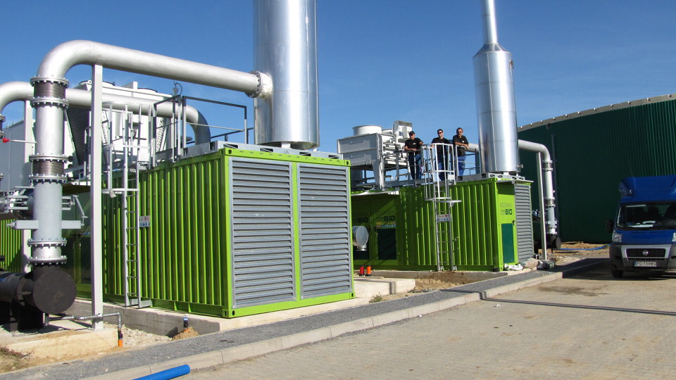 Instalacja odzysku energii spalin biogazowni.